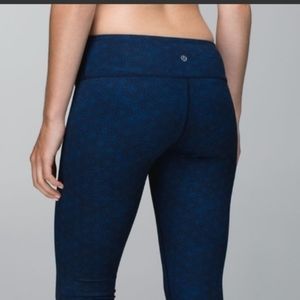 Lululemon capris leggings